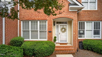 244 Ashton Hall Ln, Raleigh, NC 27609