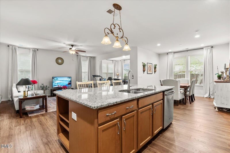 244 Skyway Dr, Clayton, NC 27527