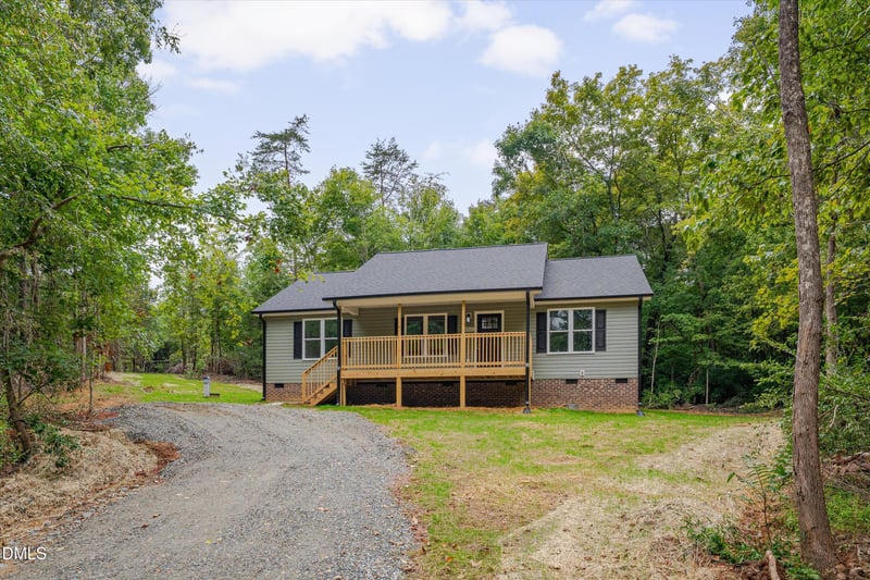 2452 Gardner Holt Rd, Burlington, NC 27215