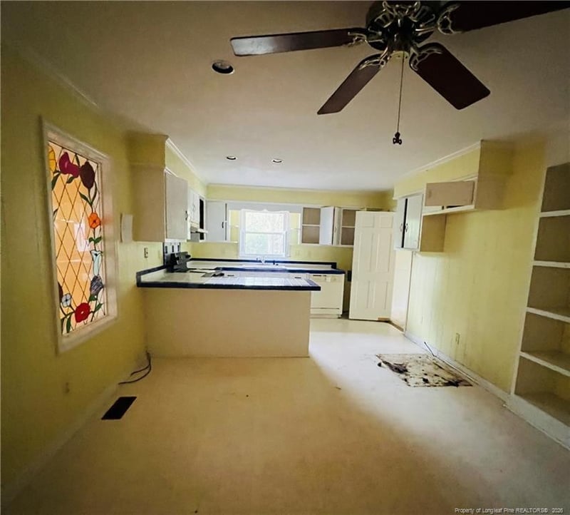 2454 Vandemere Ave, Fayetteville, NC 28304