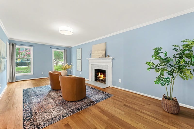 2469 Foxwood Dr, Chapel Hill, NC 27514