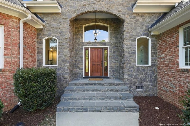 249 Saintsbury Pl, Sanford, NC 27332