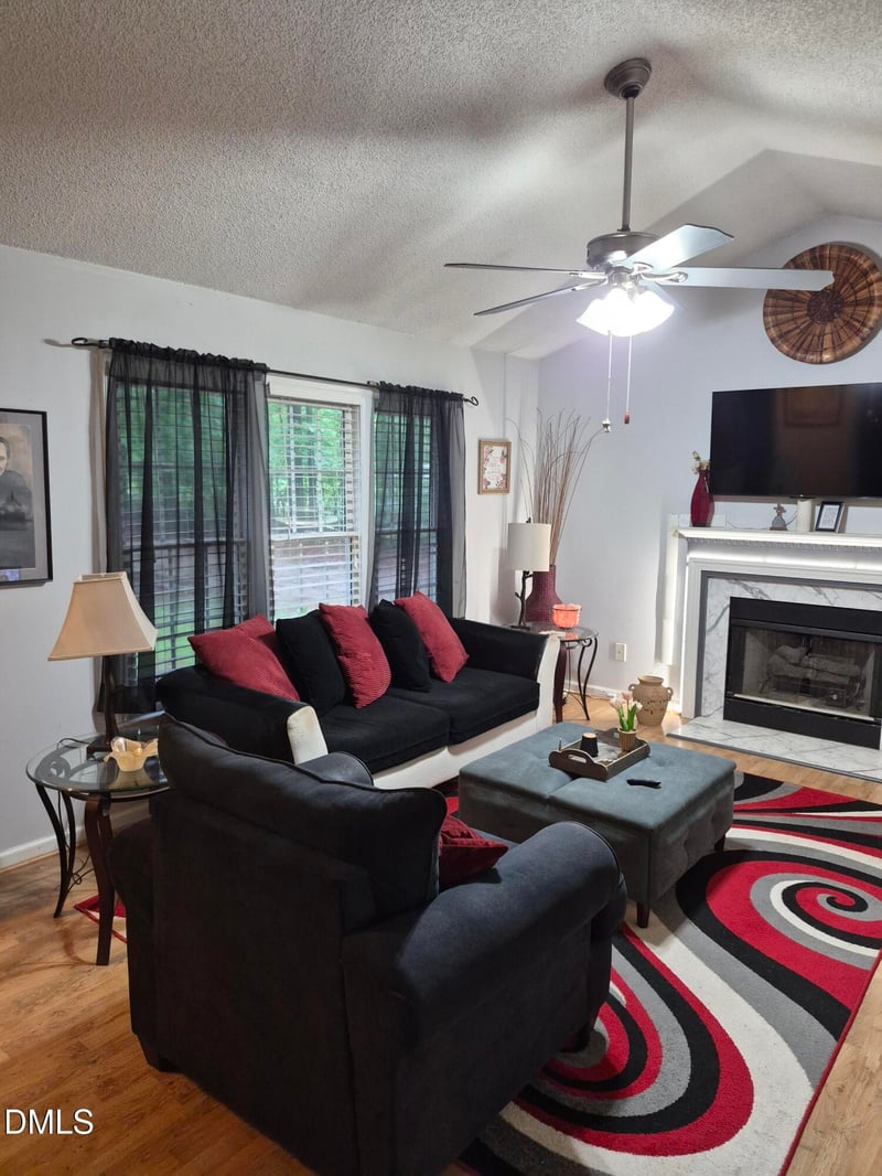 249 Wyndfall Ln, Archer Lodge, NC 27527