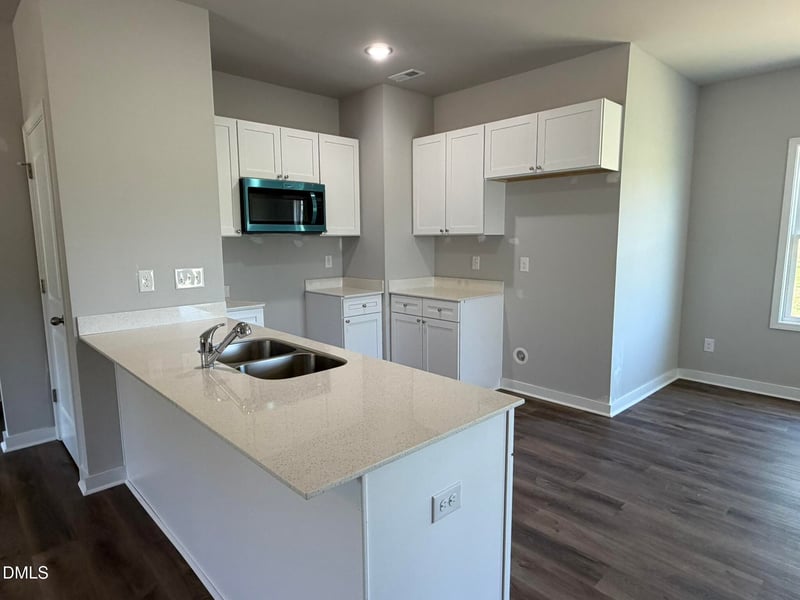 25 Jacobs Ridge Dr, Four Oaks, NC 27524