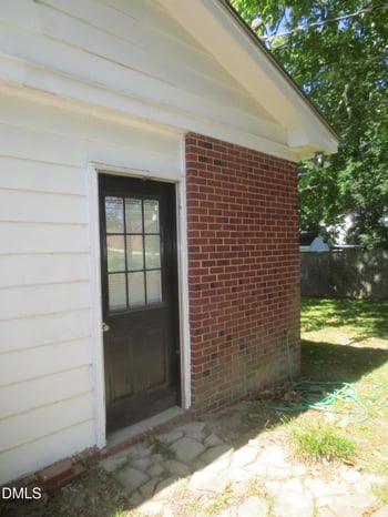 25 E North St, Angier, NC 27501
