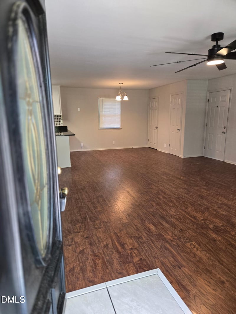 25 E North St, Angier, NC 27501