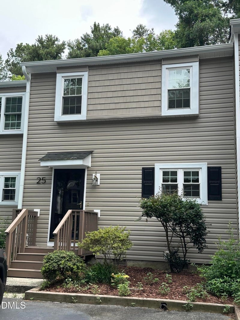 25 Willow Bridge Dr, Durham, NC 27707