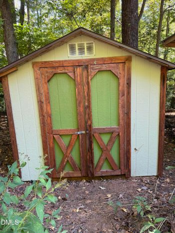 250 Hamamelis Ln, Pittsboro, NC 27312