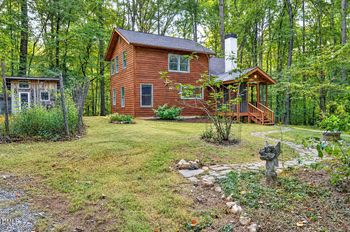250 Hamamelis Ln, Pittsboro, NC 27312