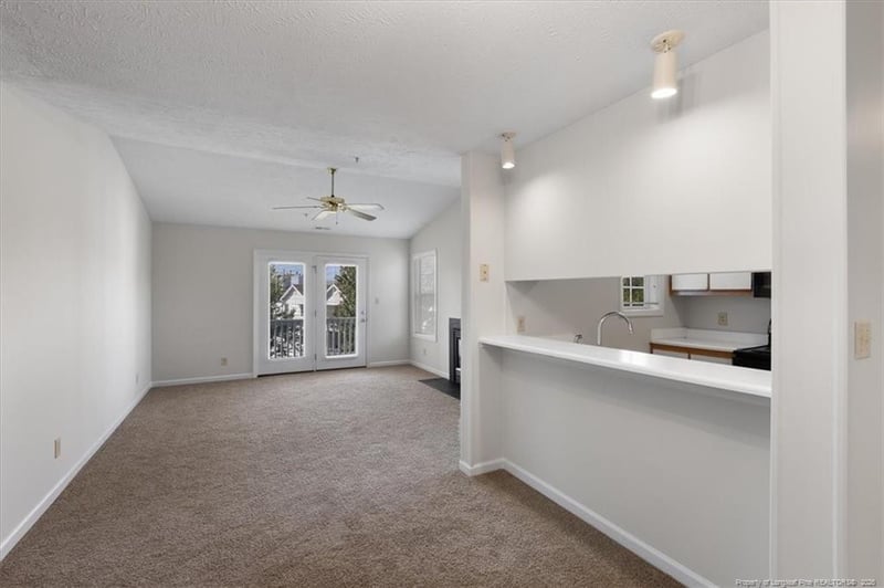 250 Waterdown Dr #12, Fayetteville, NC 28314