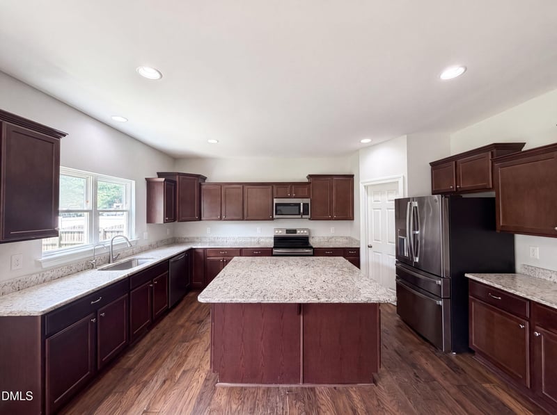 2501 Gray Hawk Trl, Zebulon, NC 27597