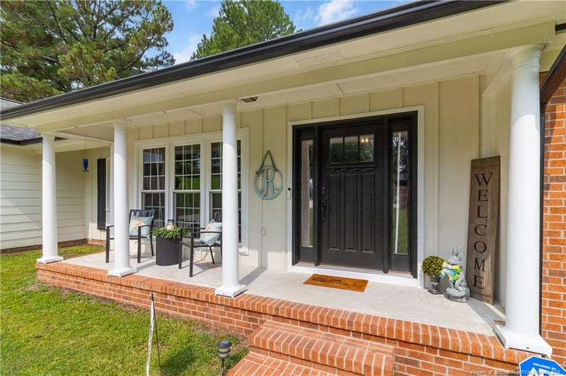 2502 Cranton Cir, Fayetteville, NC 28304