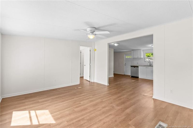 2504 Carriage Rd, Fayetteville, NC 28312