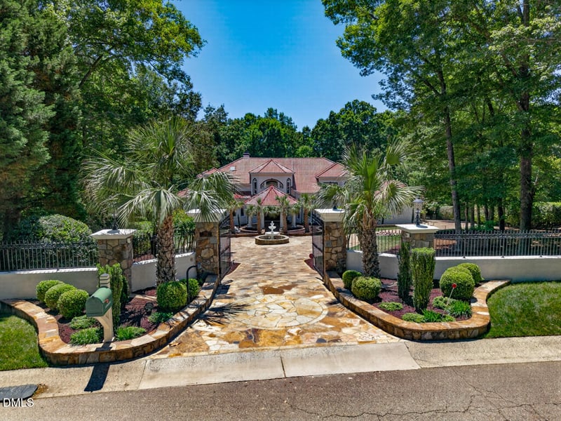 2504 Vintage Hill Ct, Durham, NC 27712