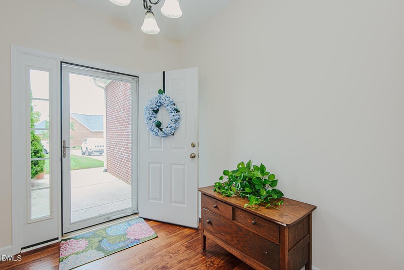 2509 Longshadow Dr, Graham, NC 27253