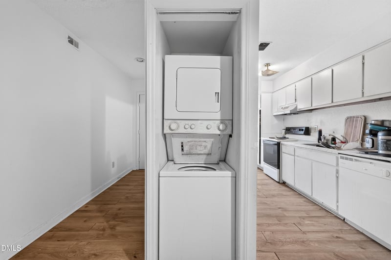 2510 Avent Ferry Rd #103, Raleigh, NC 27606