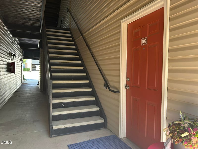 2510 Friedland Pl #102, Raleigh, NC 27617