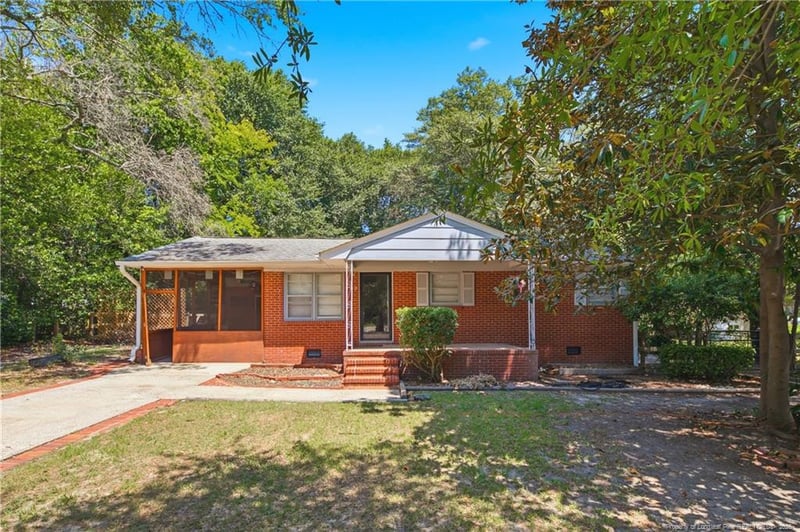 2510 Lone Pine Dr, Fayetteville, NC 28306