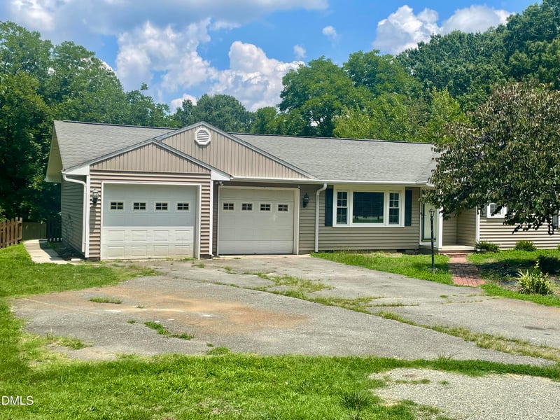 2511 Parrish St, Burlington, NC 27215