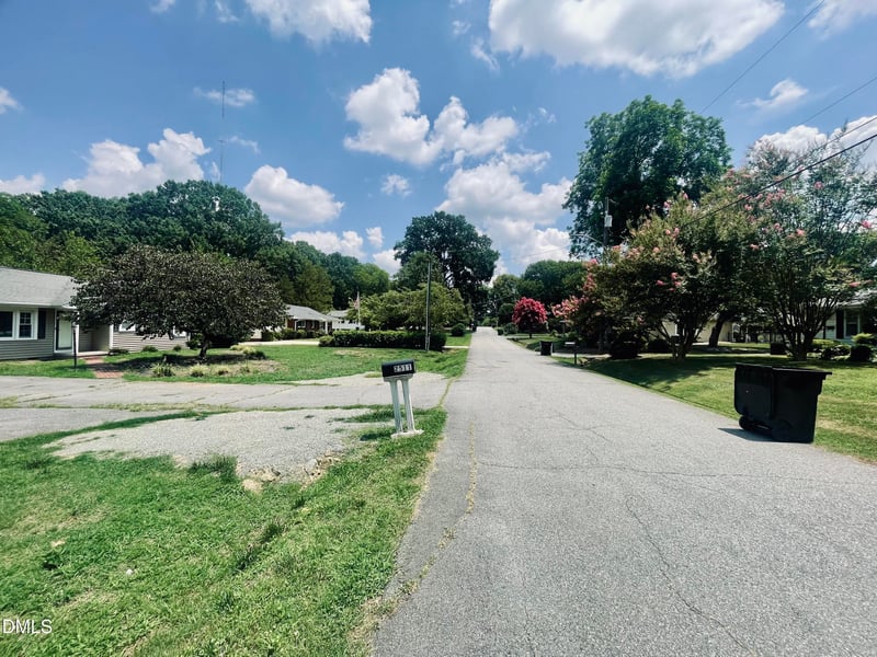 2511 Parrish St, Burlington, NC 27215