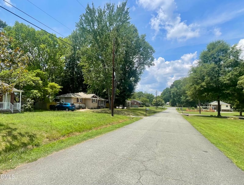 2511 Parrish St, Burlington, NC 27215