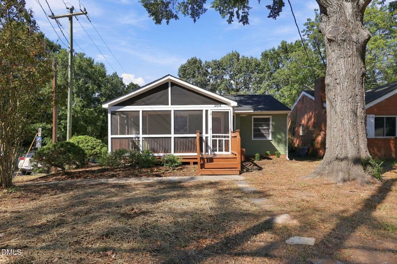 2514 Chapel Hill Rd, Durham, NC 27707