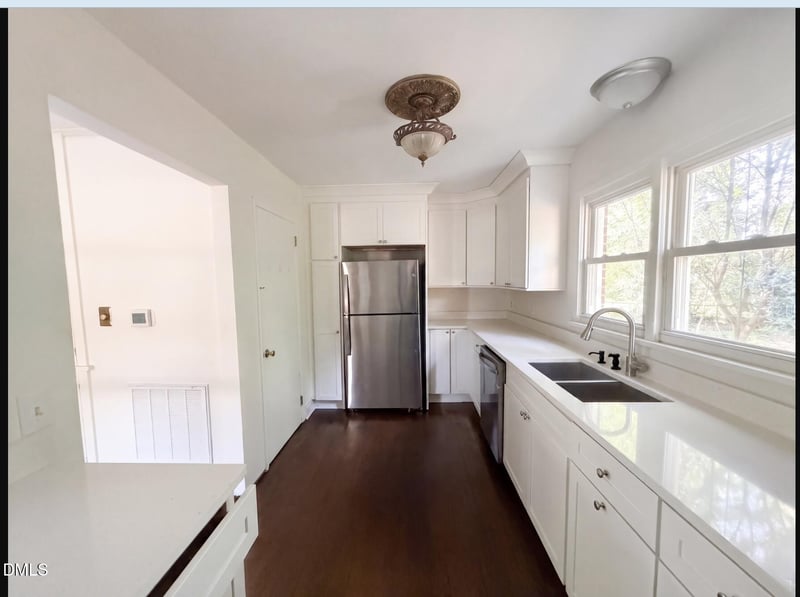 2516 Indian Trl, Durham, NC 27705