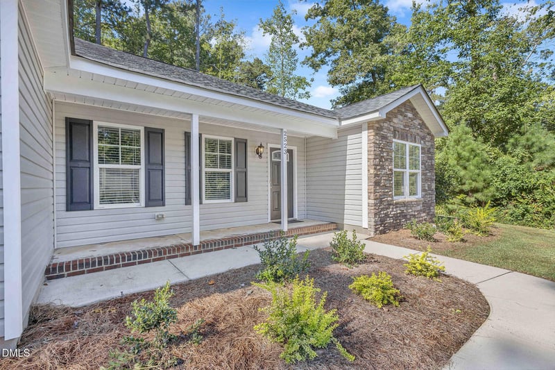 2523 Creek Trl, Sanford, NC 27330