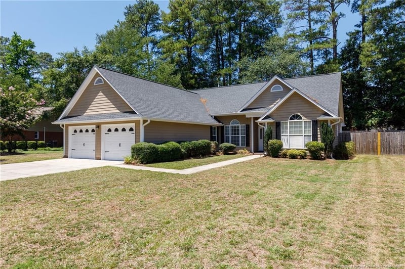 2528 Lull Water Dr, Fayetteville, NC 28306