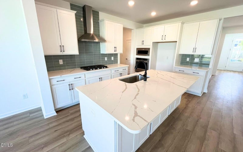 253 Night Lantern Ln, Wendell, NC 27591