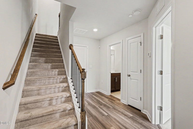 2541 Kasota Ln, Raleigh, NC 27610