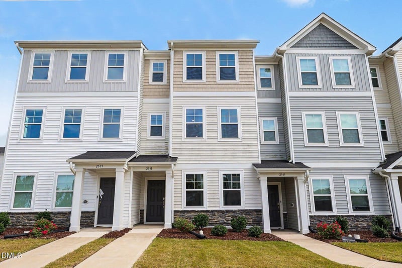 2541 Kasota Ln, Raleigh, NC 27610