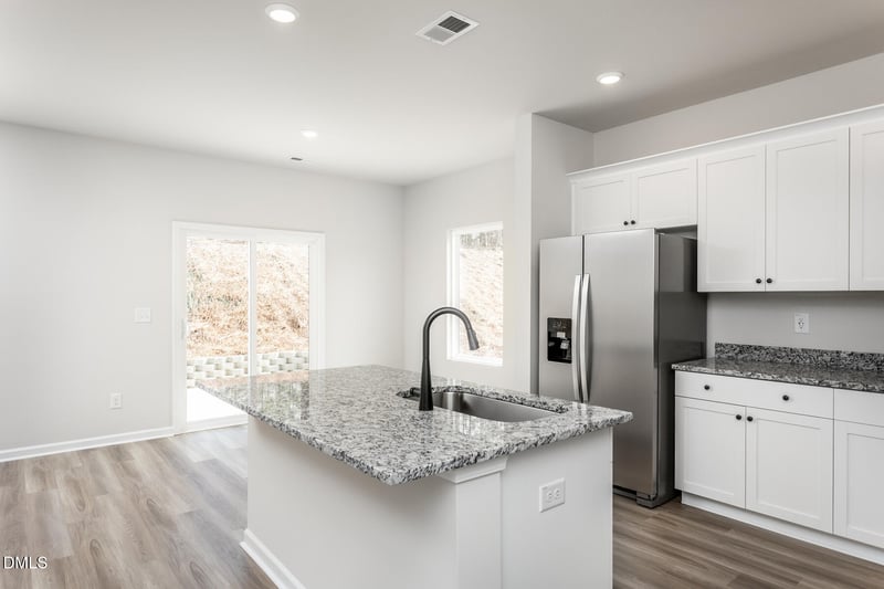 255 Custer Dr, Mebane, NC 27302