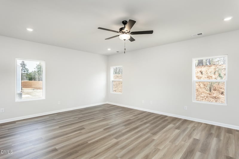 255 Custer Dr, Mebane, NC 27302