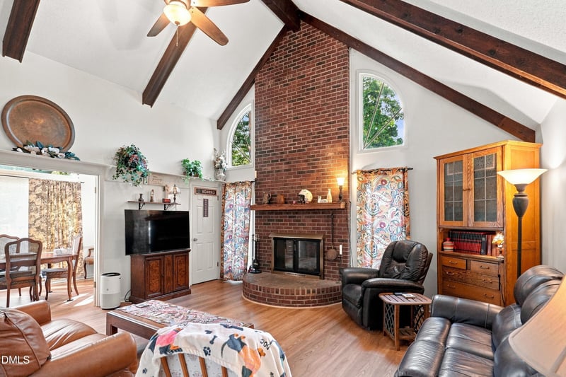 2558 Lovette Ln, Graham, NC 27253