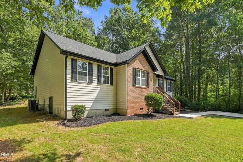 2572 Chadwick Pl, Durham, NC 27704
