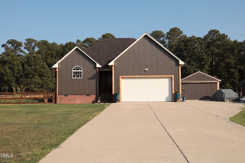 259 Sandollar Ct, Sanford, NC 27332
