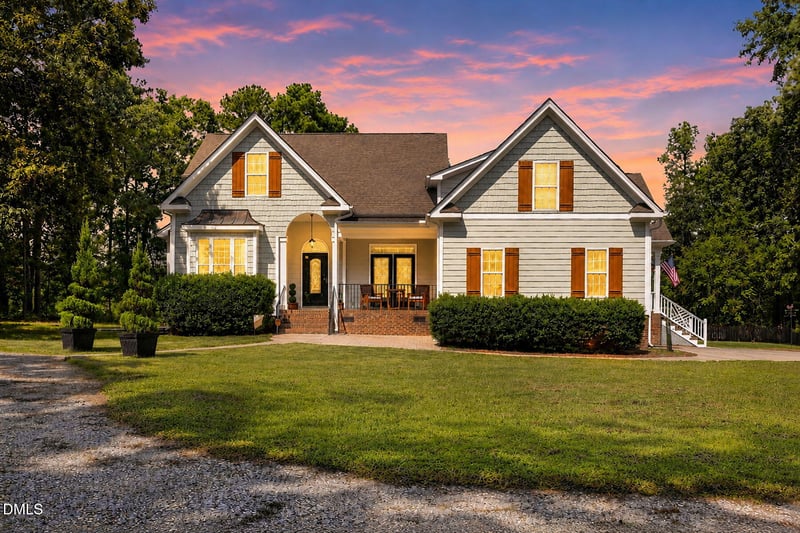 259 Vanstore Dr, Fuquay Varina, NC 27526