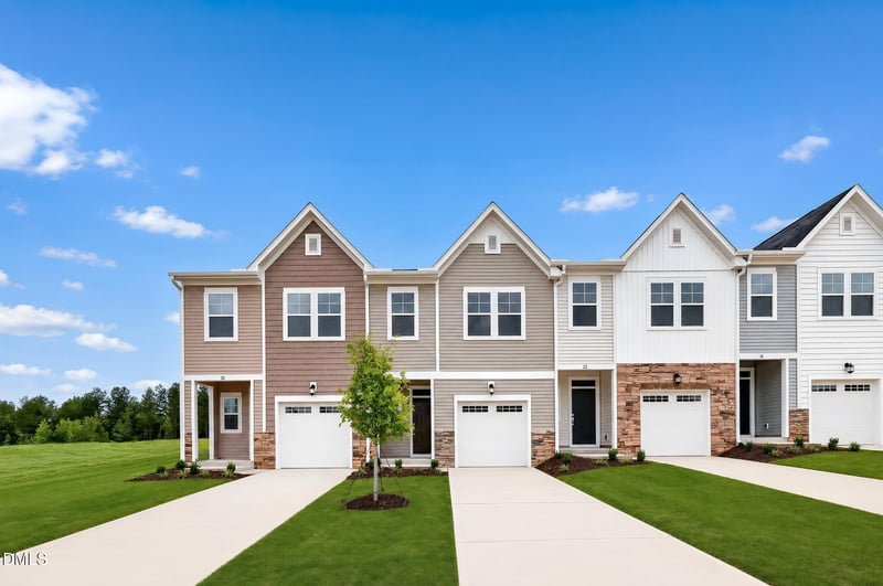 26 Evie Way, Lillington, NC 27546
