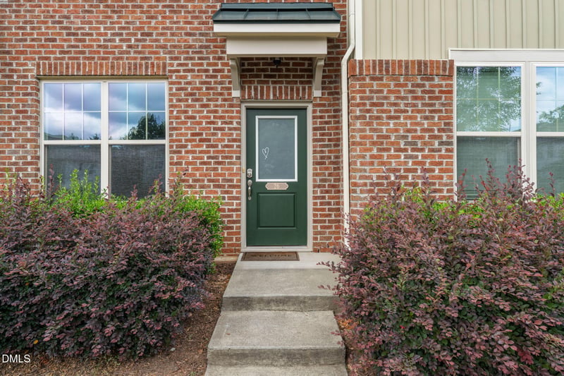 26 Pocono Dr, Durham, NC 27705