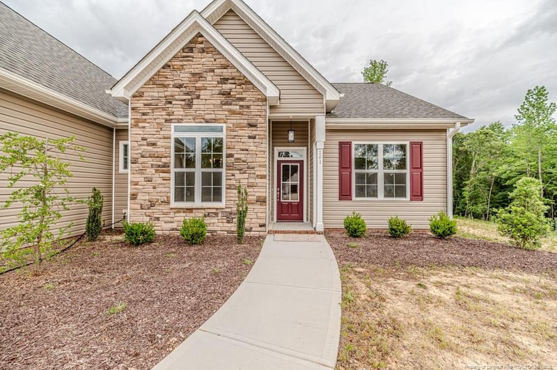 261 River Falls Rd, Sanford, NC 27332