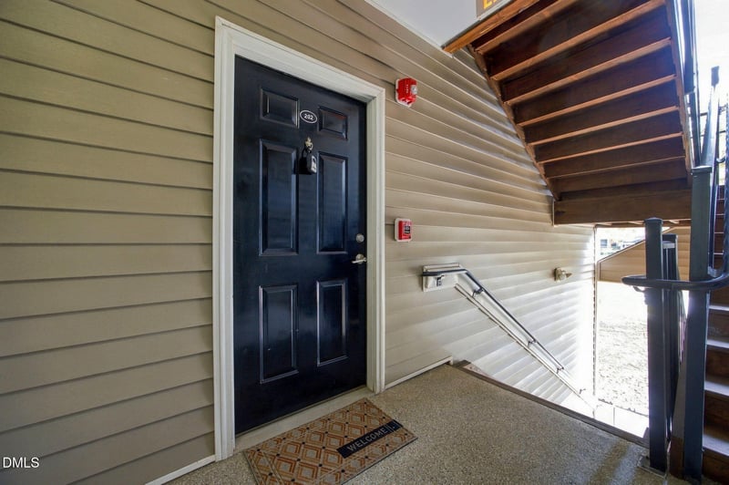 2610 Oldgate Dr #202, Raleigh, NC 27604