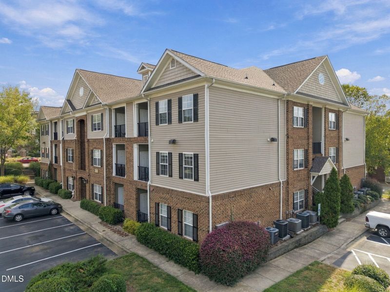 2610 Oldgate Dr #202, Raleigh, NC 27604