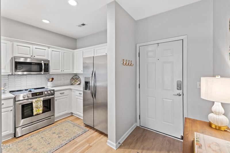 2610 Oldgate Dr #307, Raleigh, NC 27604