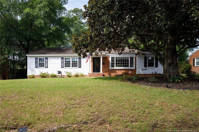 2611 Huntington Rd, Fayetteville, NC 28303