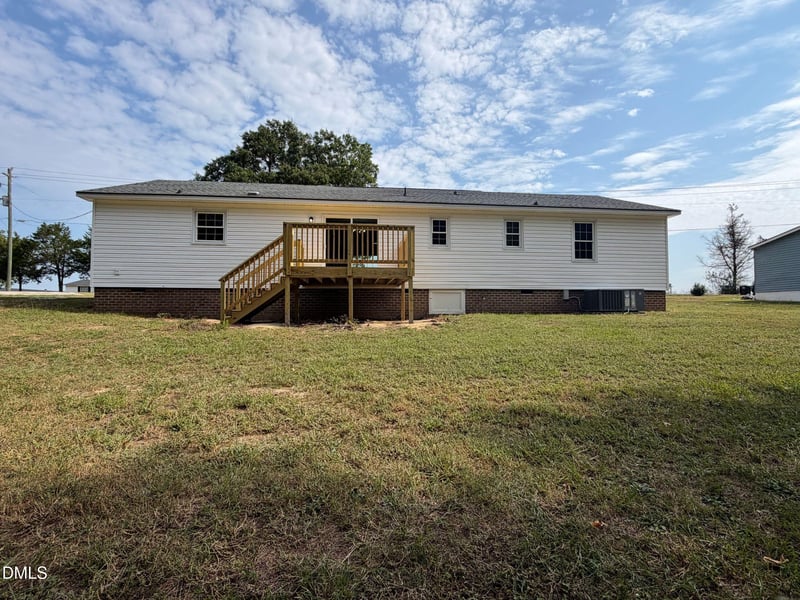 2615 Baileys Xrds Rd, Benson, NC 27504