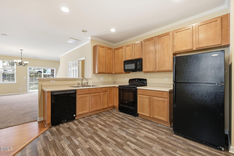 2617 Forest Shadows Ln, Raleigh, NC 27614