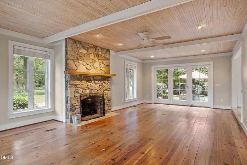 2617 London Dr, Raleigh, NC 27608