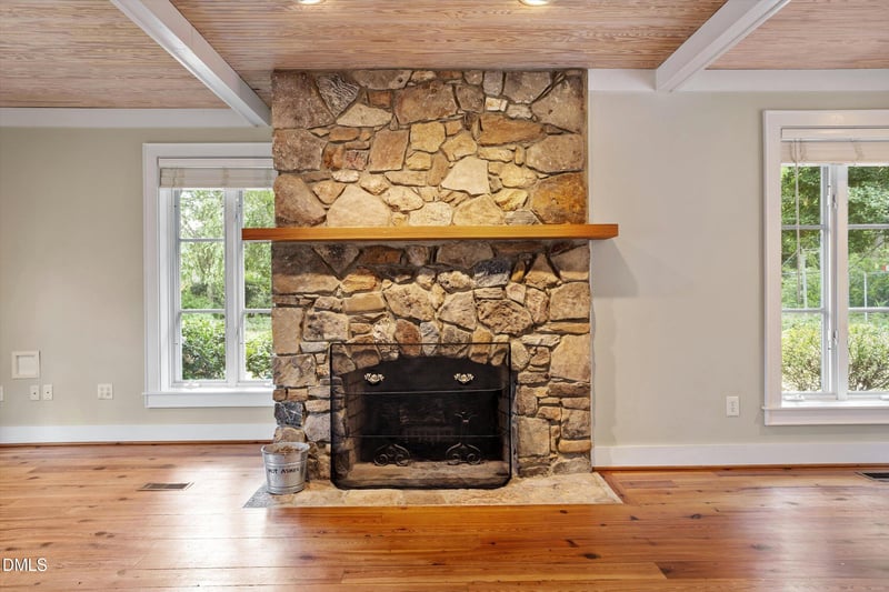 2617 London Dr, Raleigh, NC 27608