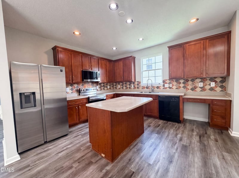 2618 Dutch Grove Cir, Raleigh, NC 27610